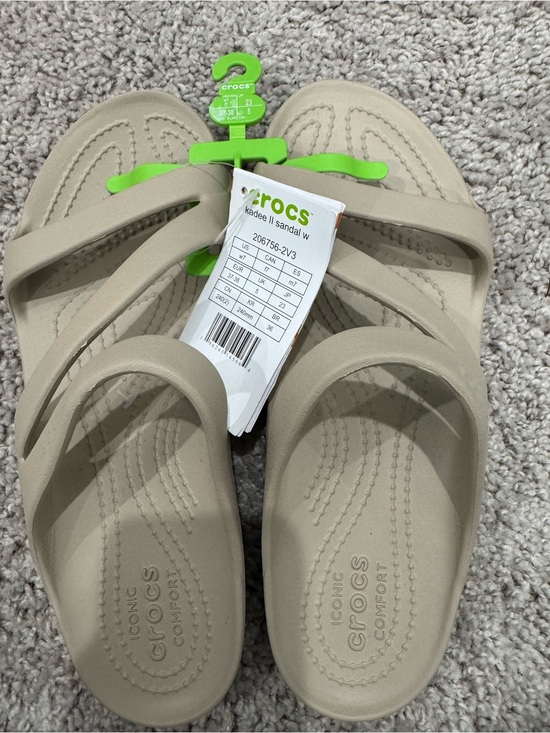 CROCS Shoes - NWT Crocs Kadee II Sandals Women’s 7 Bone Beige Lightweight Comfort Slides